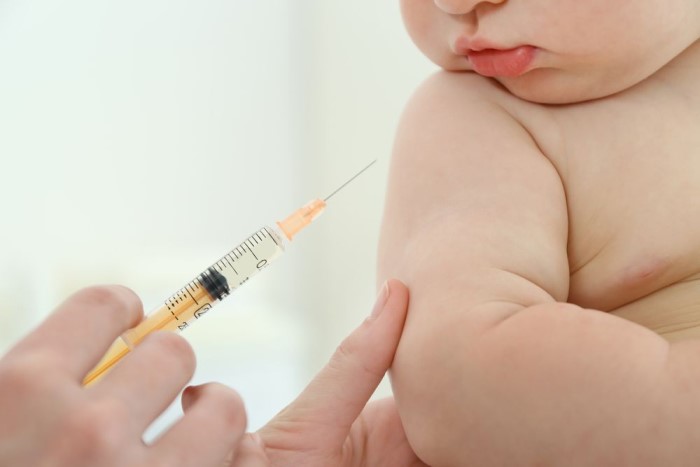 تب کردن کودک بعد از واکسن